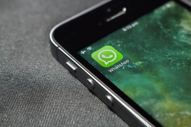 Whatsapp cambia volto