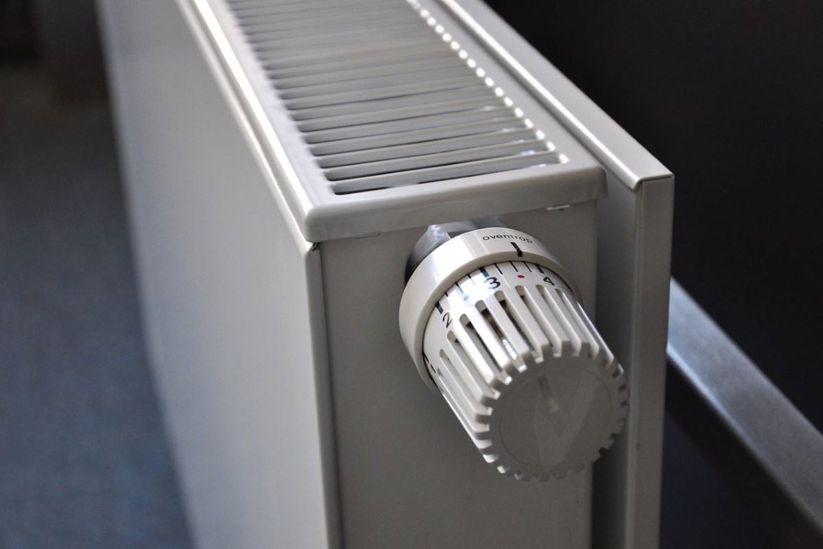 piccolissimo dispositivo alternativa economica a stufe e termosifoni riscalda casa velocemente 